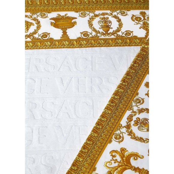 NEW Versace Baroque Jacquard White Gold Medusa Bath/Beach Towel 76.77" x 57.09" - Picture 5 of 5